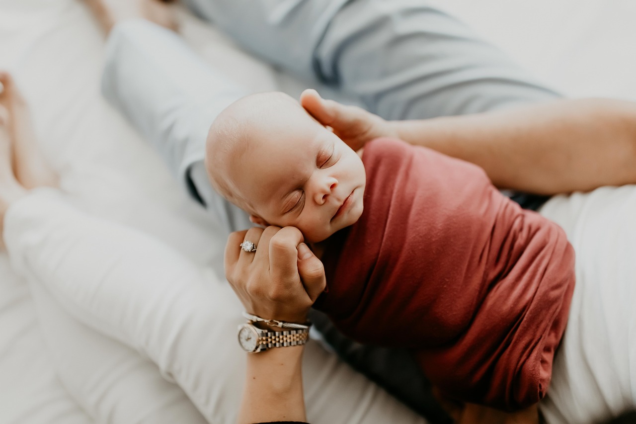 newborn, newborn photo shoot, family, gender neutral baby, baby, child, girl, model, childhood, newborn, family, family, baby, baby, baby, baby, baby-4569905.jpg